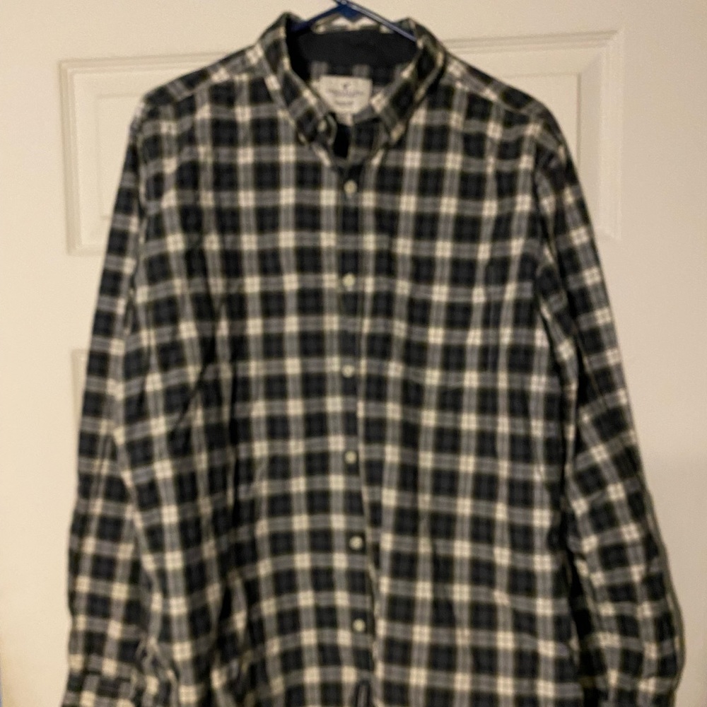 American eagle button up